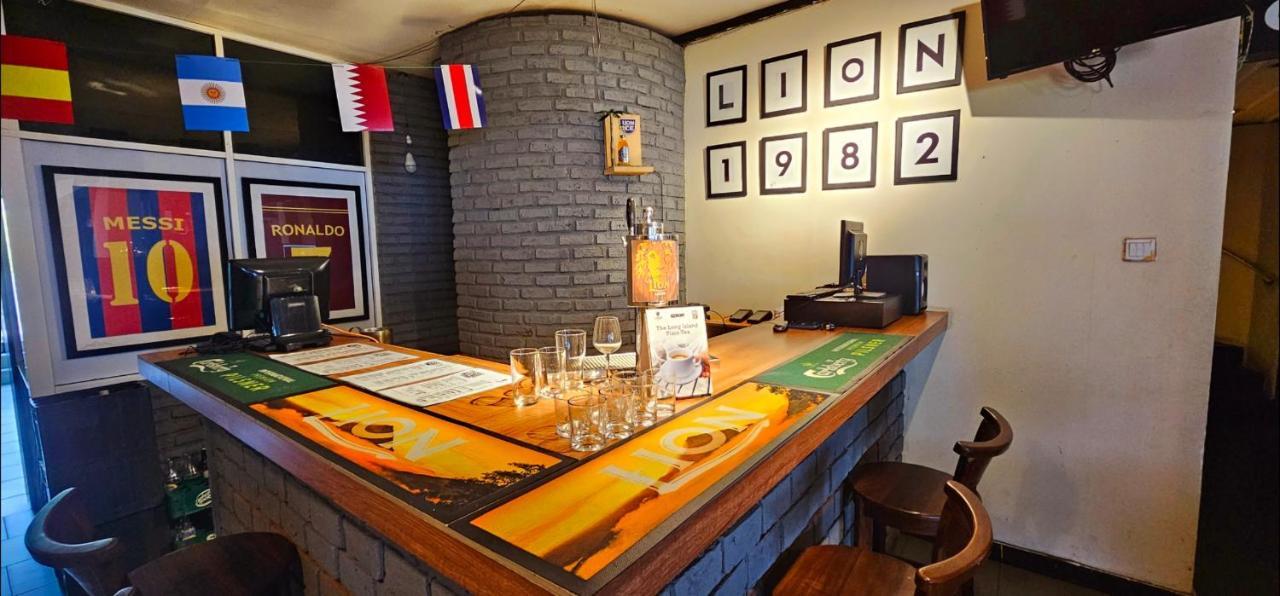 The Lion Pub & Hotel 마운트 라비니아 외부 사진